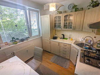 2 izbový Bukurešťská ul. OV, 2.p. Lo, komplet rekonšt.