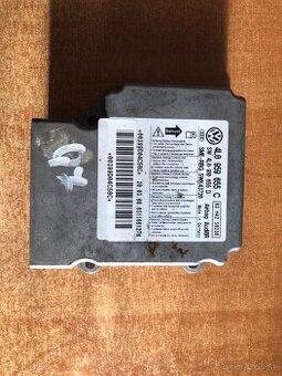 AUDI - Riadiacu jednotku airbagov (SRS modul) 4L0959655 C