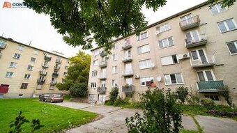 Prenájom - dvojizbový byt v centre Piešťan