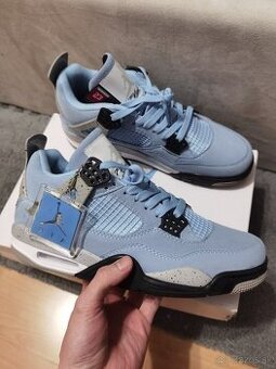 Jordan 4 University blue - nové 42