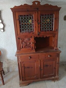 Predam starozitnu skrinu