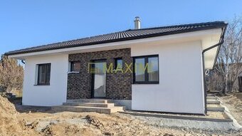 Bungalov v centre obce Cabaj Čápor, Wágnerova ulica, Dom č.2