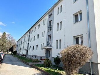 Na predaj 3izbový byt na ulici R.Dilonga Hlohovec