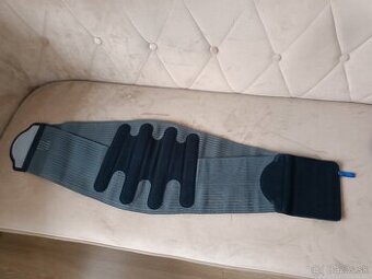 Driekovy pás Lombaskin