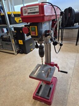 Stojanová vrtačka Holzmann