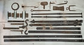 Starožitné kovové predmety  z 19 . storočia
