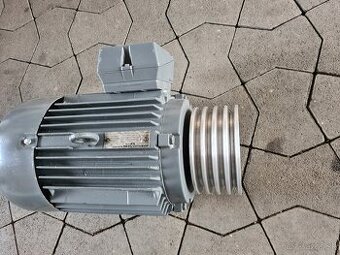Predám el.motor 4kW 1430ot 380V
