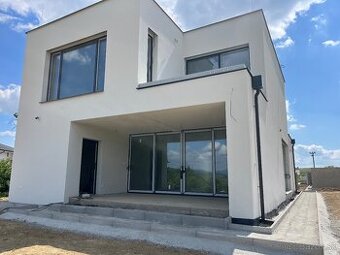 Exkluzívne 4 izb. vily (198 m2) s najkrajším výhľadom od 369