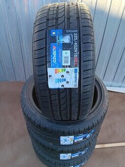 225/40R18 letné