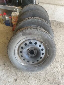 4x plechové disky Ford+zimné pneumatiky