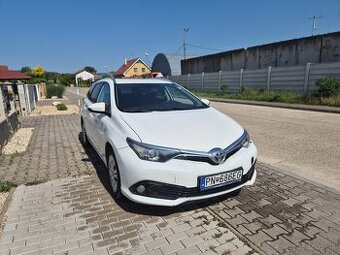 Toyota auris TS hybrid +lpg