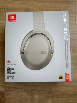 JBL Tour One M2 champagne