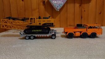 Tatra 813 trajler plus náklad pásový žeriav  komplet