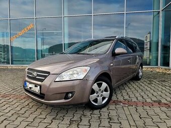 KIA CEED 1.4i ●COMBI●1.MAJITEL●77KW●SLOVENSKÝ PÔVOD ●