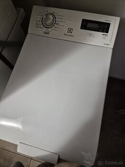 Pračka elektrolux