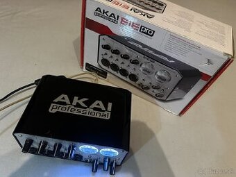 4 vstupová USB zvuková karta Akai EiE Pro