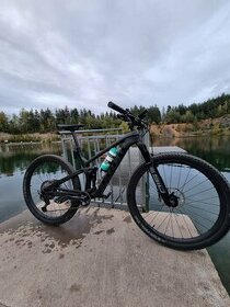 Predám  bicykel Trek top Fuel 9.8 XT - 1