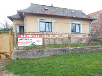 Na predaj 2 izbový tehlový  dom v Gbelciach s projektmi .