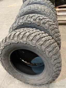 BF GOODRICH MUD-TERRAIN pneu
