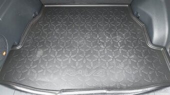 Vanicka do kufra Toyota Rav4