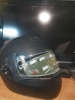 Vyklopna helma crivit flip up helmet