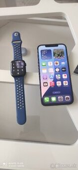 Apple iPhone 12 Pro Max/Apple Watch 7