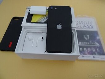 iPhone SE 2020 64GB - ZÁRUKA 1 ROK