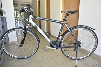 Trekový bicykel