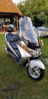 Suzuki Burgman 400