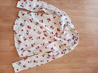 Biela košeľa s čerešničkami - nenosená Veľkosť S.