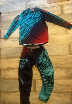 Answer motocross dres