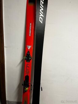 Skialpový set Dynafit tour 82 lyže, viazanie, pásy