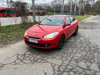 Renault Fluence 1.6 9/2011 nová STK/EK