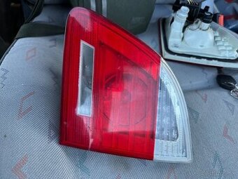 Bmw e61 zadne pravé kufrove svetlo lci