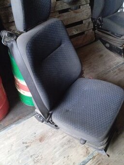 TATRA 815 Sedadla s bezpečnostným pásom - 1