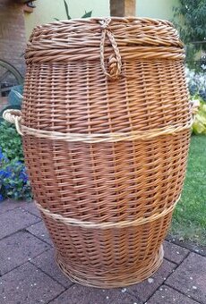 Prútený kôš