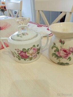 Cukornička a odparovač vonných olejov