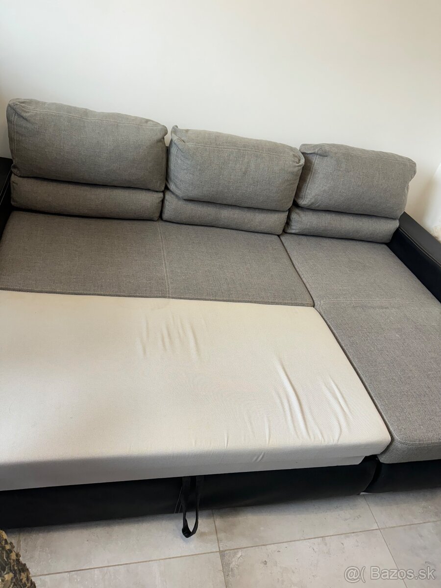 Predám rozkladaciu sedaciu súpravu s úložným priestorom - 2