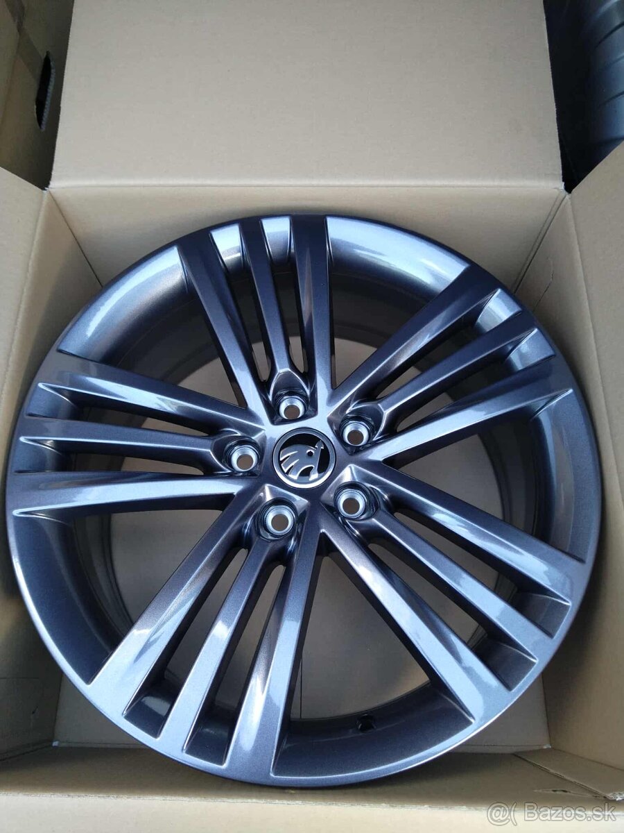 Alu R 18" pre SUPERB II, OCTAVIA III SCOUT + zimné pneu. - 2