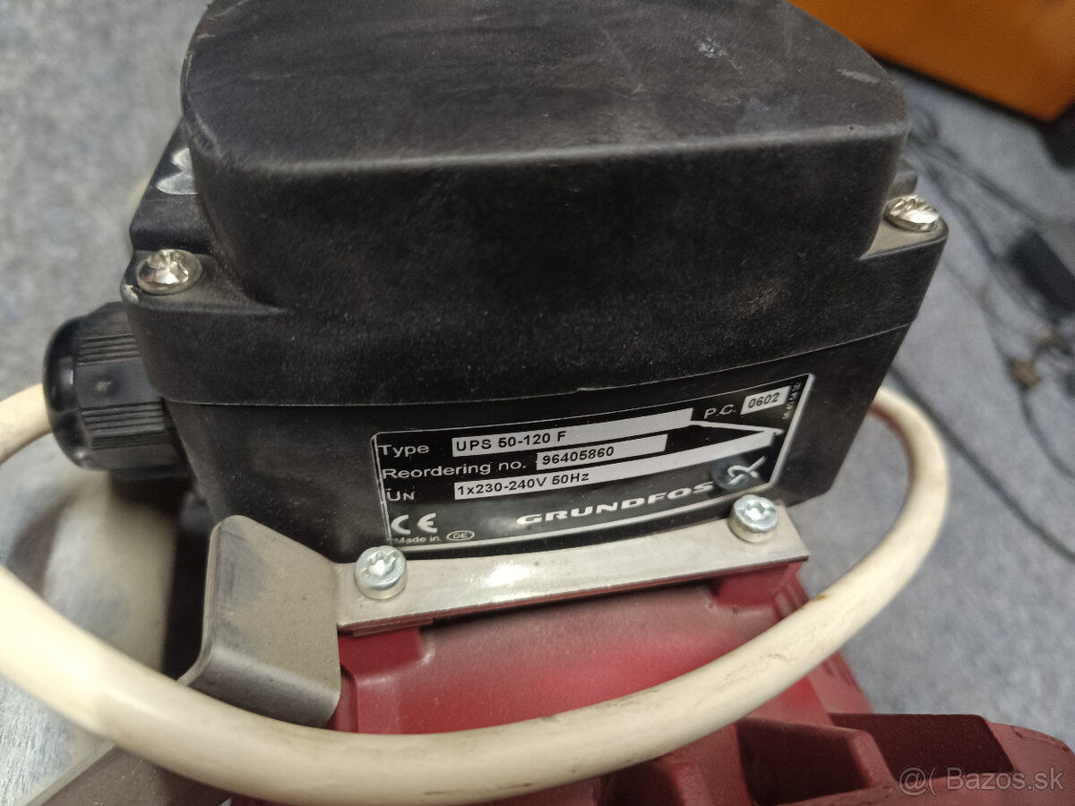 Obehové prírubové čerpadlo GRUNDFOS UPS 50-120F - 2