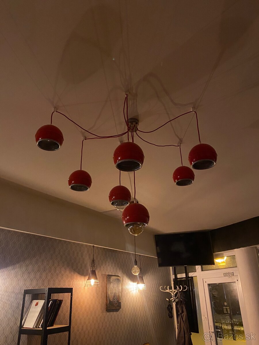 Kaviarnove sedenia - 2