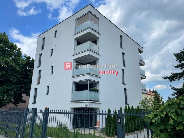 4izb. byt - luxusné bývanie: bezbariérový byt v centre mesta - 2