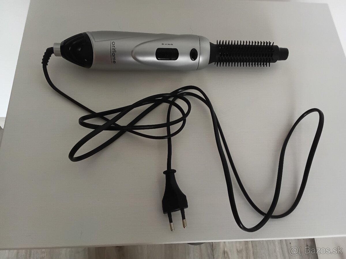 Kulma na vlasy zn. Oriflame. - 2