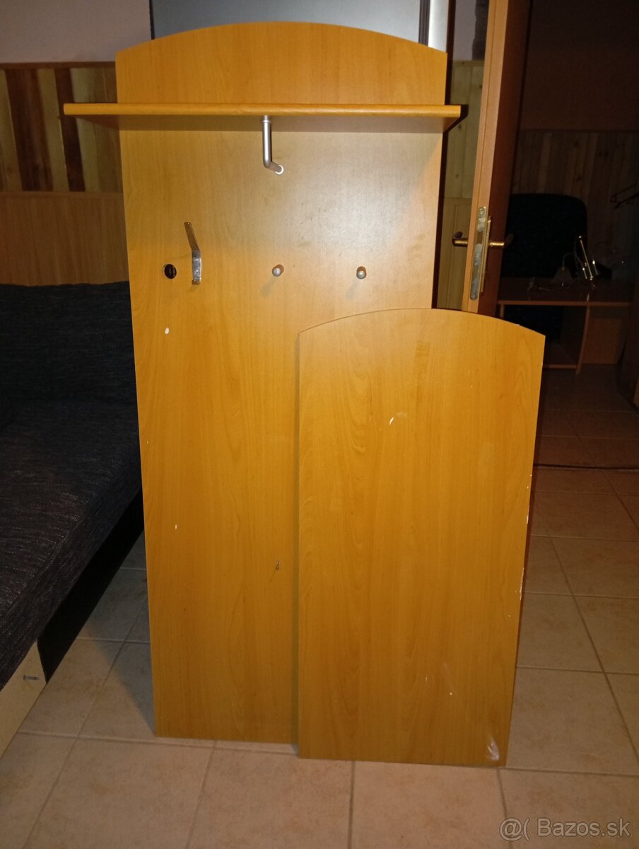 Vešiak predsieň - 2
