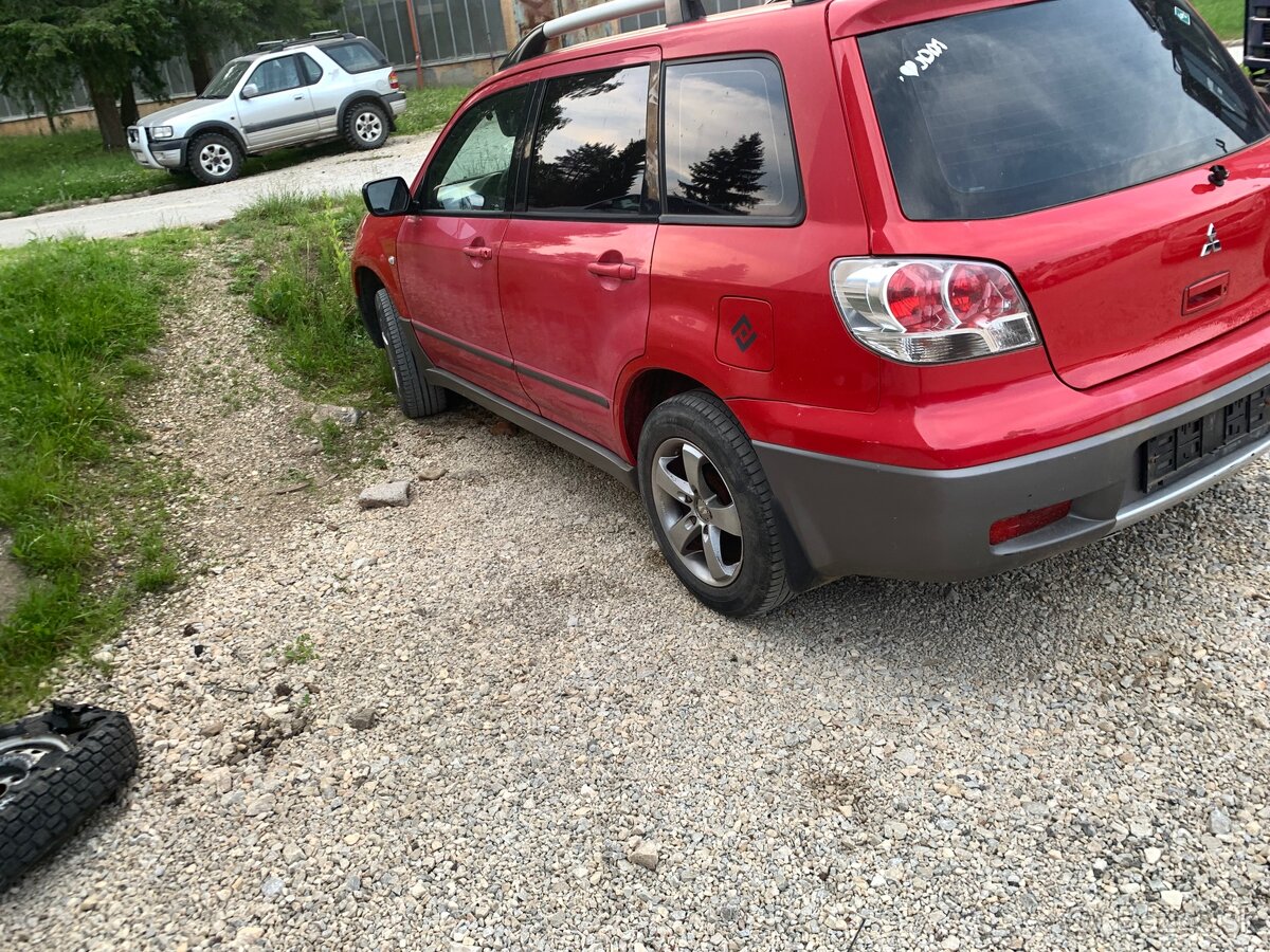 Rozpredam mitsubishi outlander 2.0 100kw - 2