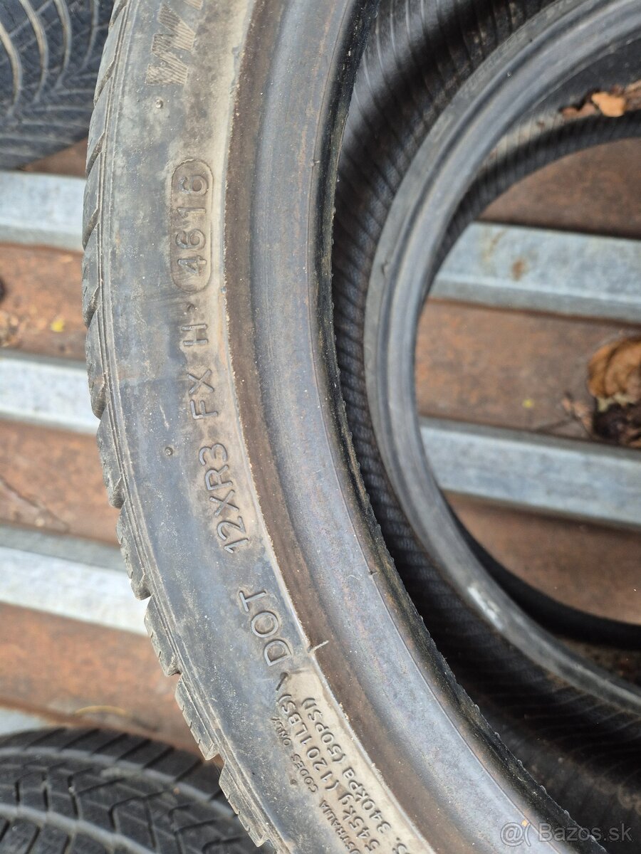 Predam zimne pneu 2x 215/40R17 Hankook - 2