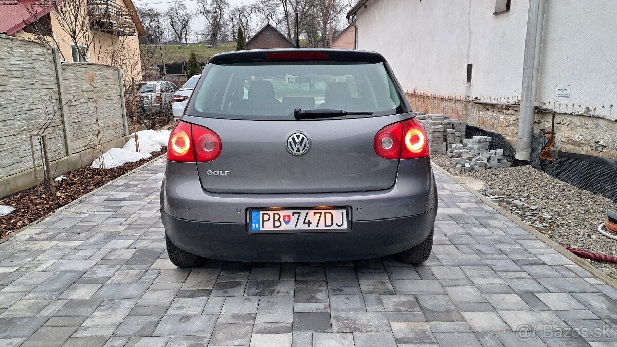 VW Golf V 1.4 16V 59kW - 2