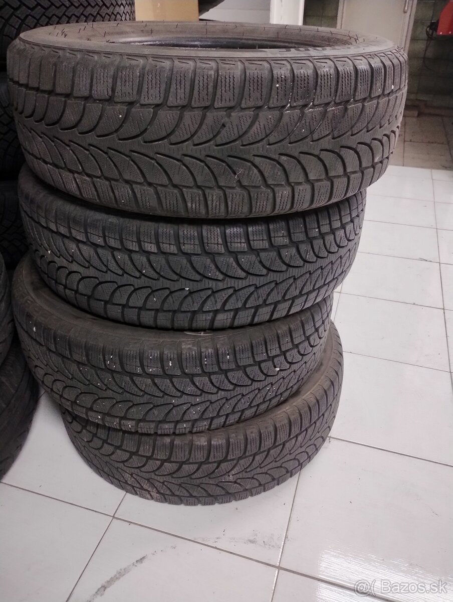 Zimné pneu 215/65 R16 98T - 2