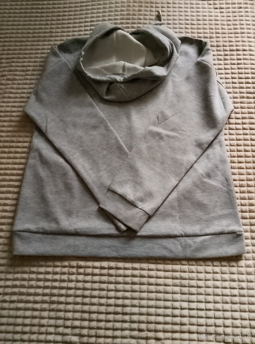 Dámska mikina veľkosť M. - 2