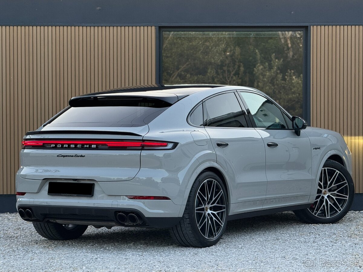 Porsche Cayenne Turbo E-Hybrid Matrix,Bose,Soft Close, Pano - 2
